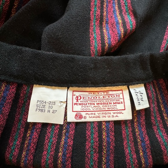 Pendleton color pleated skirt- classic luxury, office siren - Picture 3 of 9